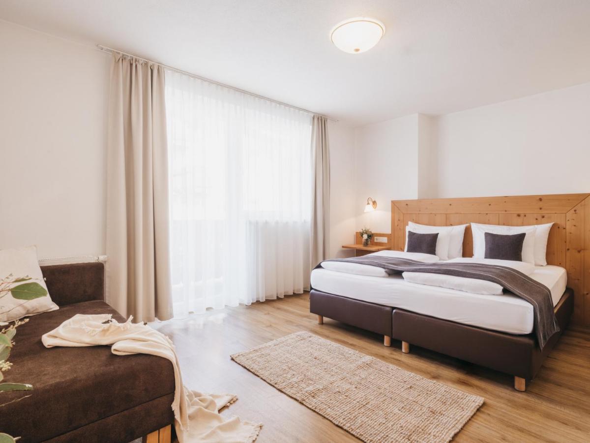 Hotel Vier Jahreszeiten By Vaya Inkl Zell Am See-Kaprun Sommerkarte エクステリア 写真