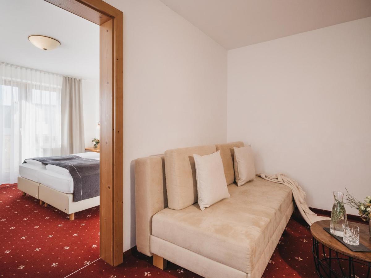 Hotel Vier Jahreszeiten By Vaya Inkl Zell Am See-Kaprun Sommerkarte エクステリア 写真