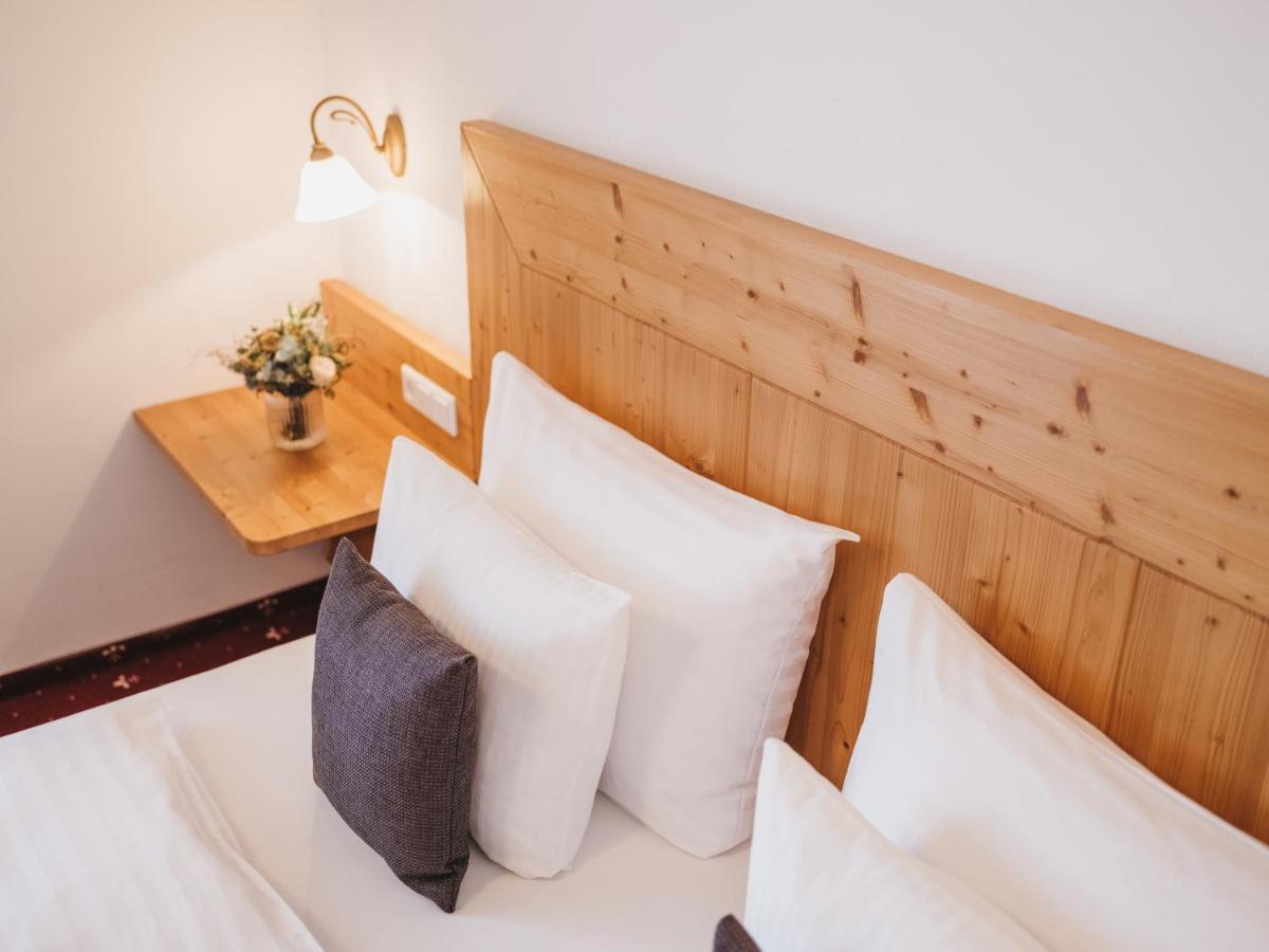 Hotel Vier Jahreszeiten By Vaya Inkl Zell Am See-Kaprun Sommerkarte エクステリア 写真